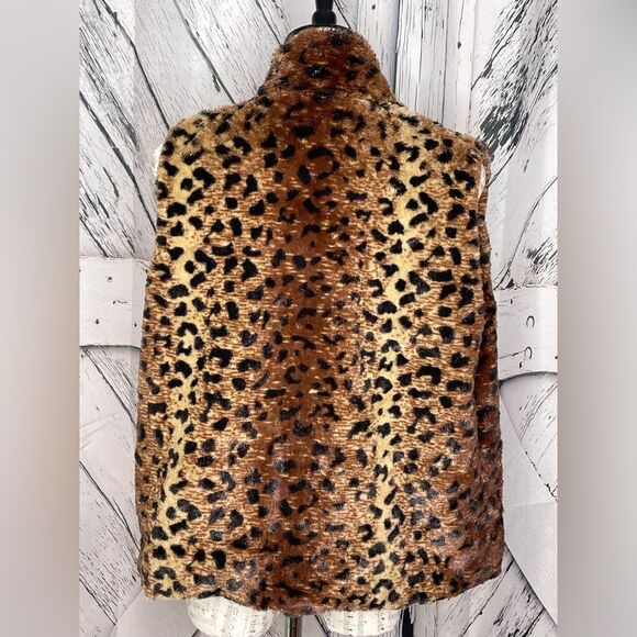 Betsey Johnson Faux Fur Leopard Cheetah Vest M - Picture 4 of 7